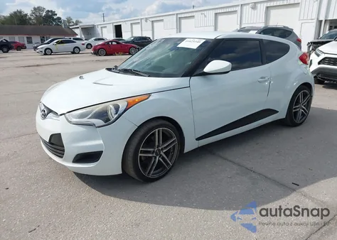 2014 Hyundai Veloster Base W/Black z USA, uszkodzony, nr VIN KMHTC6AD4EU193158